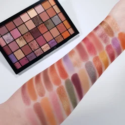 Makeup Revolution Maxi Reloaded Infinite Bronze Eyeshadow Palette